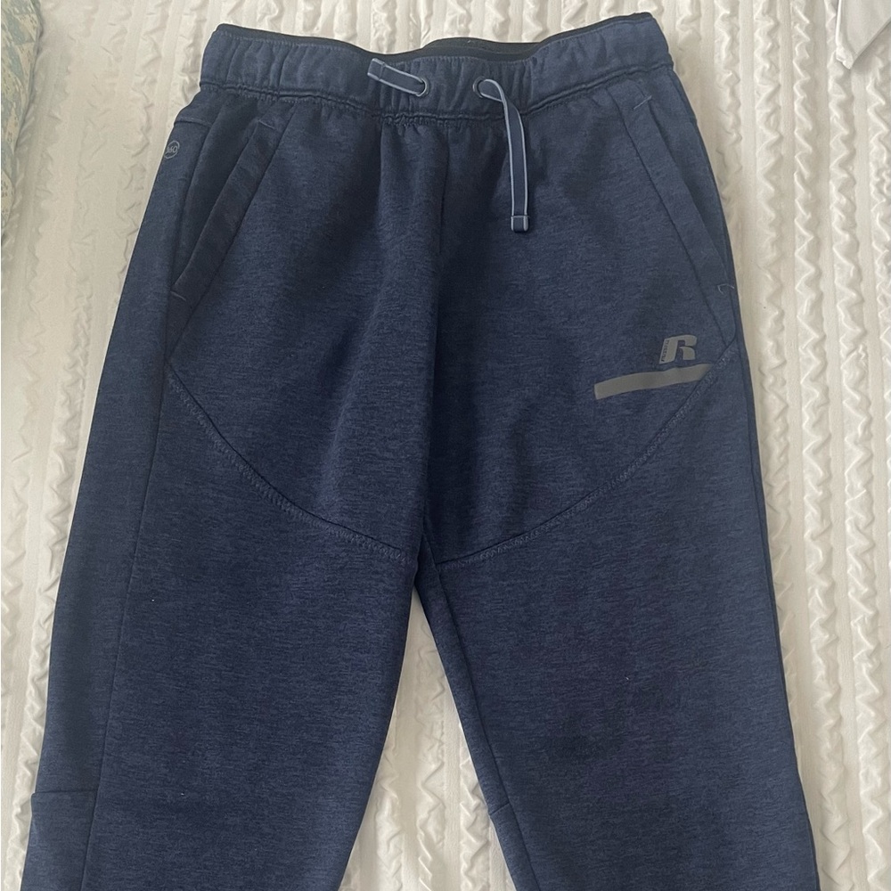 Russell boy’s joggers size 10-12